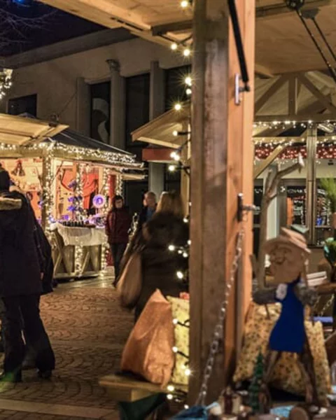 [Translate to English:] Den Algunder Weihnachtsmarkt besuchen