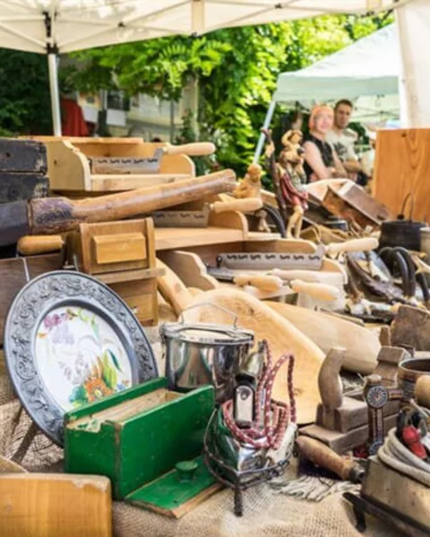 [Translate to English:] Der Flohmarkt in Meran