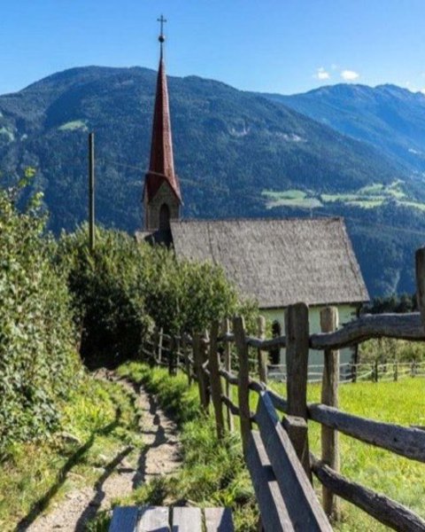 [Translate to English:] vellau algund 00931 1024x683